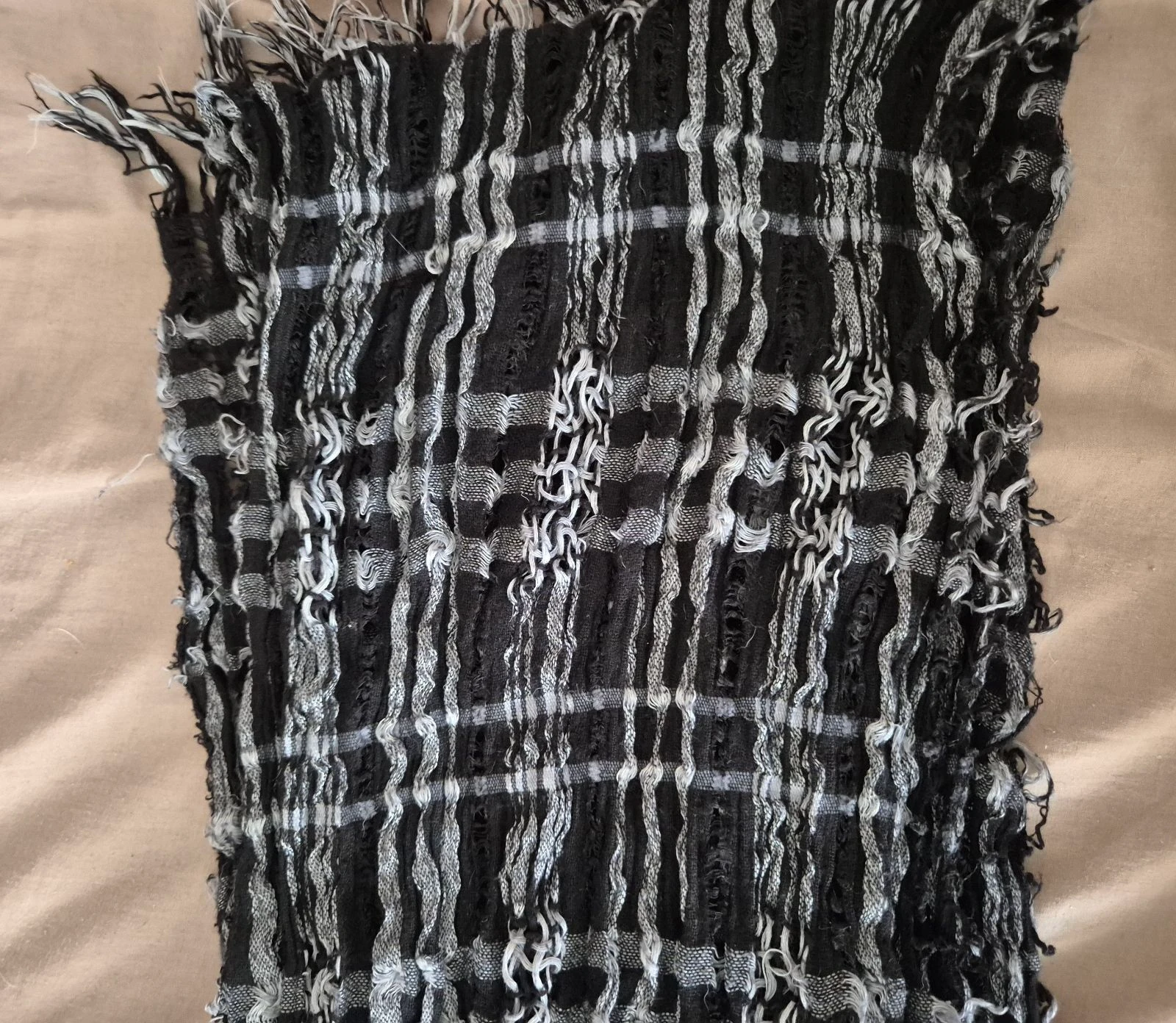 Checked and solid color scarf 180×36 cm – photo 2